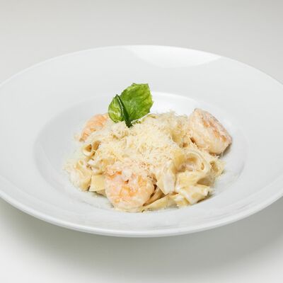 Паста с креветками и сливочным соусом в Kitchen по цене 595