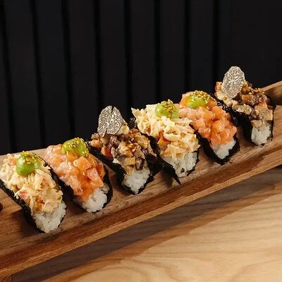 Сет тако в Tsunami по цене 2050 ₽