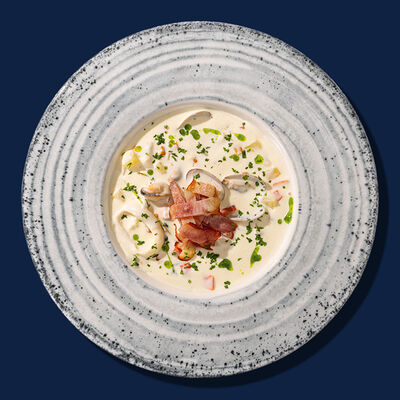 Клэм чаудер с беконом в Рыбная мануфактура №1 по цене 882 ₽
