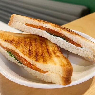 Сэндвич с лососем в Green Green по цене 330 ₽