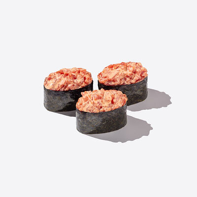 Гунканы с тунцом спайси mini в Много лосося по цене 415 ₽