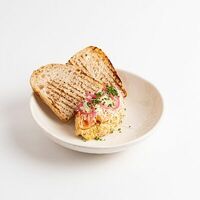 Закуска Мимоза с креветками и пармезаном в Британские Пекарни