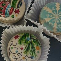 Пирожное макарони в ассортименте в Космопарк