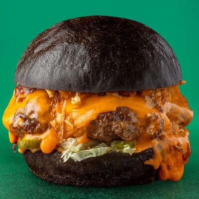 Черный русский в Black Star Burger по цене 828 ₽