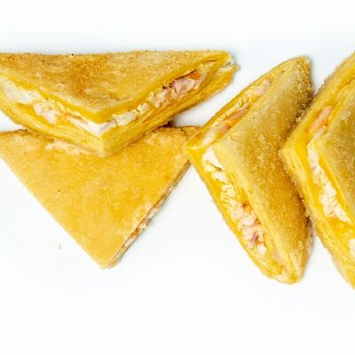 Чеддер сэндвич в Розмарин по цене 396 ₽