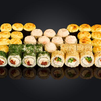 Сет Восторг в Фудзи Суши по цене 1595 ₽