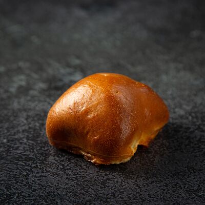 Домашний пирожок с молодым картофелем в Fish Point по цене 170 ₽