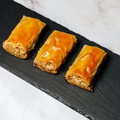 Баклава Дюрюм в ANATOLIAN BAKLAVA по цене 159 ₽