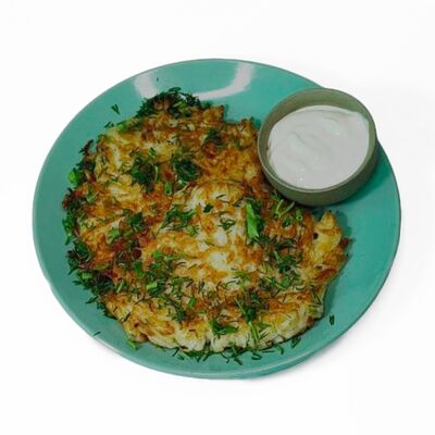 Картофельные Драники со сметаной в У Сватов по цене 400 ₽