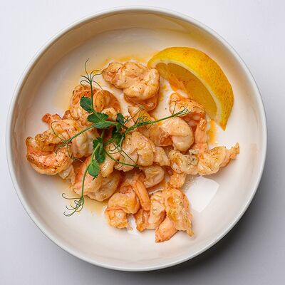 Креветки тигровые жареныев Bronze lion по цене 950 ₽