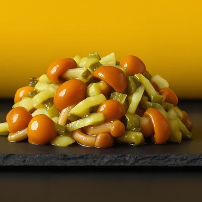 Салат из корнишонов и опят в Царь Картошка по цене 109 ₽