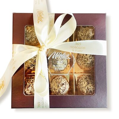 Набор конфет Просторы (9 шт.) в Медовик по цене 2880 ₽