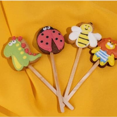 Печенье Зверята на палочке в Пекарня Буханка по цене 129 ₽