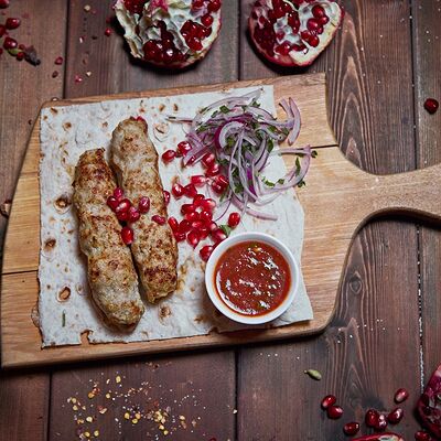 Люля-кебаб из курицы в Хинкальная Легенда по цене 680 ₽