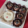 Комбо Не папа, а золото Бенто-торт и 5 капкейков в Marys Cakes по цене 3290