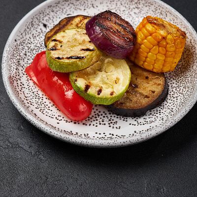 Овощи гриль в По Чесноку по цене 446 ₽