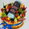 Колбасный бенто-торт с безалкогольным пивомв Дарите красиво по цене 4199