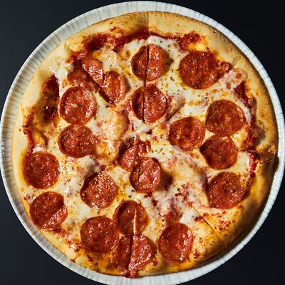 Пицца пепперони в Дача по цене 650 ₽