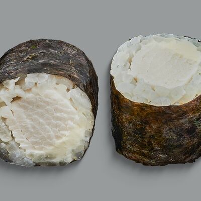 Ролл Кани сыр макив Лукоморье по цене 390 ₽