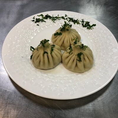 Хинкали со свининой и говядиной в 1001 пельмень по цене 140 ₽