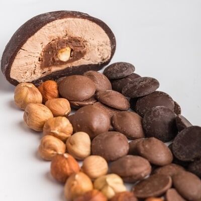 Моти Шоколад-фундук в Мамин Cake по цене 330 ₽