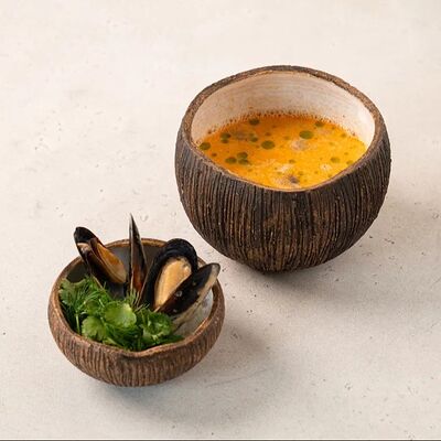 Том ям в Hug по цене 800 ₽