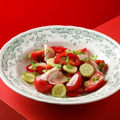 Салат из свежих овощей в Hitch по цене 830 ₽