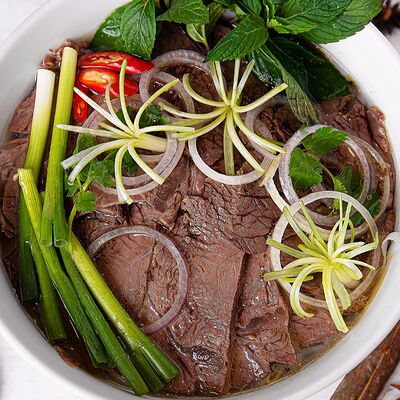 Фо Бо большой в Pho Tuk Tuk по цене 720 ₽