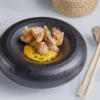 Попкорн из осьминога с соусом Манго в Ribambelle Времена Года по цене 1200 ₽