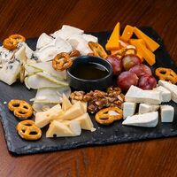 Сырный сет в Эдисон