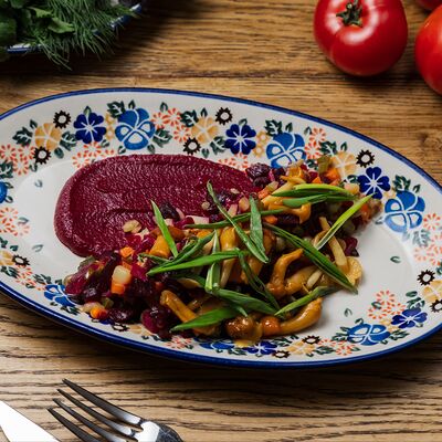 Винегрет с опятами и свекольным муссомв Ресторан-сыроварня Брынза по цене 430