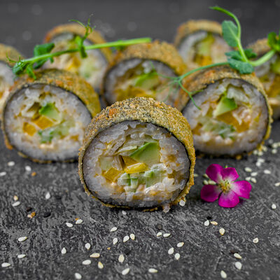 Ролл Ясай темпура в Restobar Первый & Ресторан доставки Личный повар по цене 349 ₽