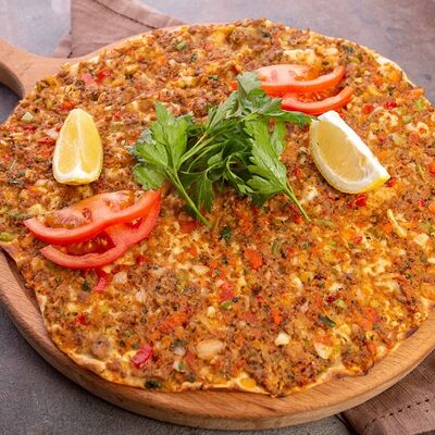 Лахмаджун в Ankara Cafe по цене 200 ₽