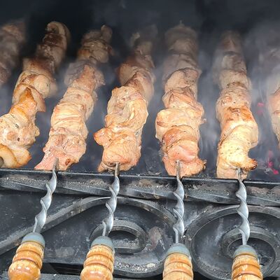 Шашлык из свиной шеи на углях в Кафе Семейное по цене 525 ₽