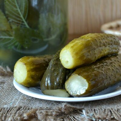 Огурчик маринованный в Чебурекми по цене 40 ₽