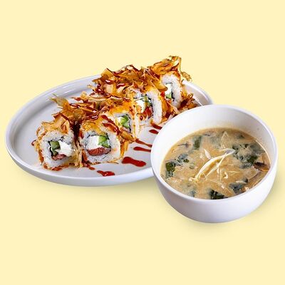 Комбо Суп сливочный с лососем и фирменный ролл Бонито в Япончик по цене 699 ₽