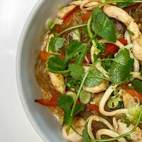 По-сингапурски в Tiger Sushi