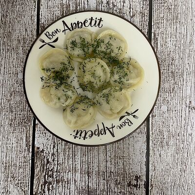 Пельмени классические в Луна Рыба по цене 180 ₽