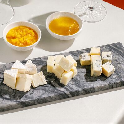 Сырное плато в Cristal по цене 1600 ₽