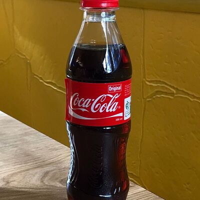 Coca-Cola в Маркет гиро и скепасти по цене 240 ₽