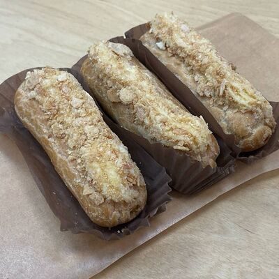 Эклер наполеон в Do.bro coffee по цене 240 ₽