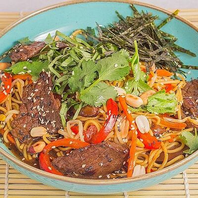 Яичная лапша с говядиной в Луиджи & Тосё по цене 469