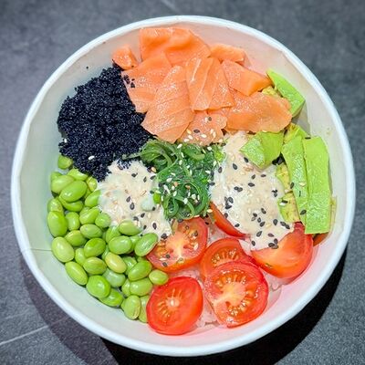 Поке с лососем в Bigrolls по цене 680 ₽