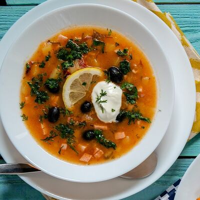 Комплексный обед №27 в Гурмедейс по цене 300 ₽