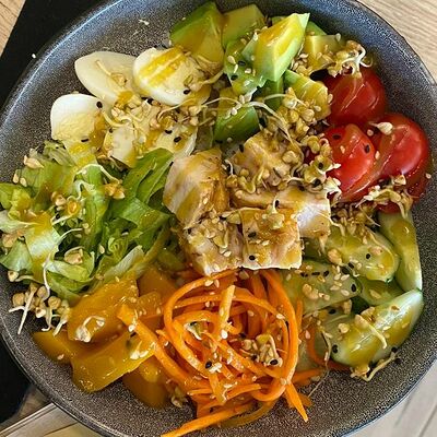 Поке с запечённой курицей в Фреш Фуд по цене 500 ₽