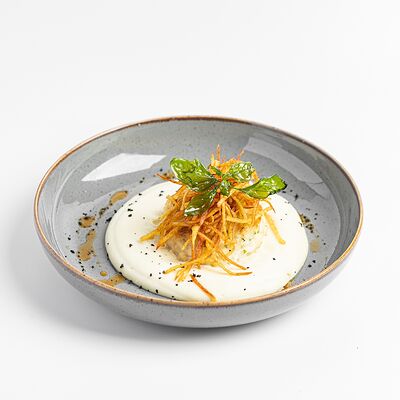 Бифштекс из трески и креветок с пюре из цветной капусты в Kitchen по цене 690