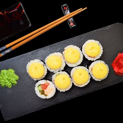 Запеченный ролл Жгучий мексиканец в 4 Лосося по цене 479