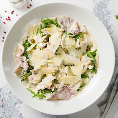 Телятина с рукколой и грибами в Шале березка по цене 1450 ₽