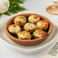 Шампиньоны фаршированные в Кузьминки