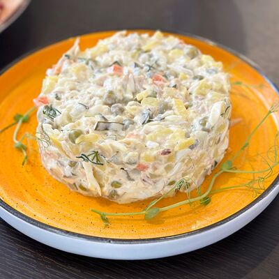 Оливье в Навруз по цене 390 ₽